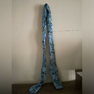 Women’s scarf